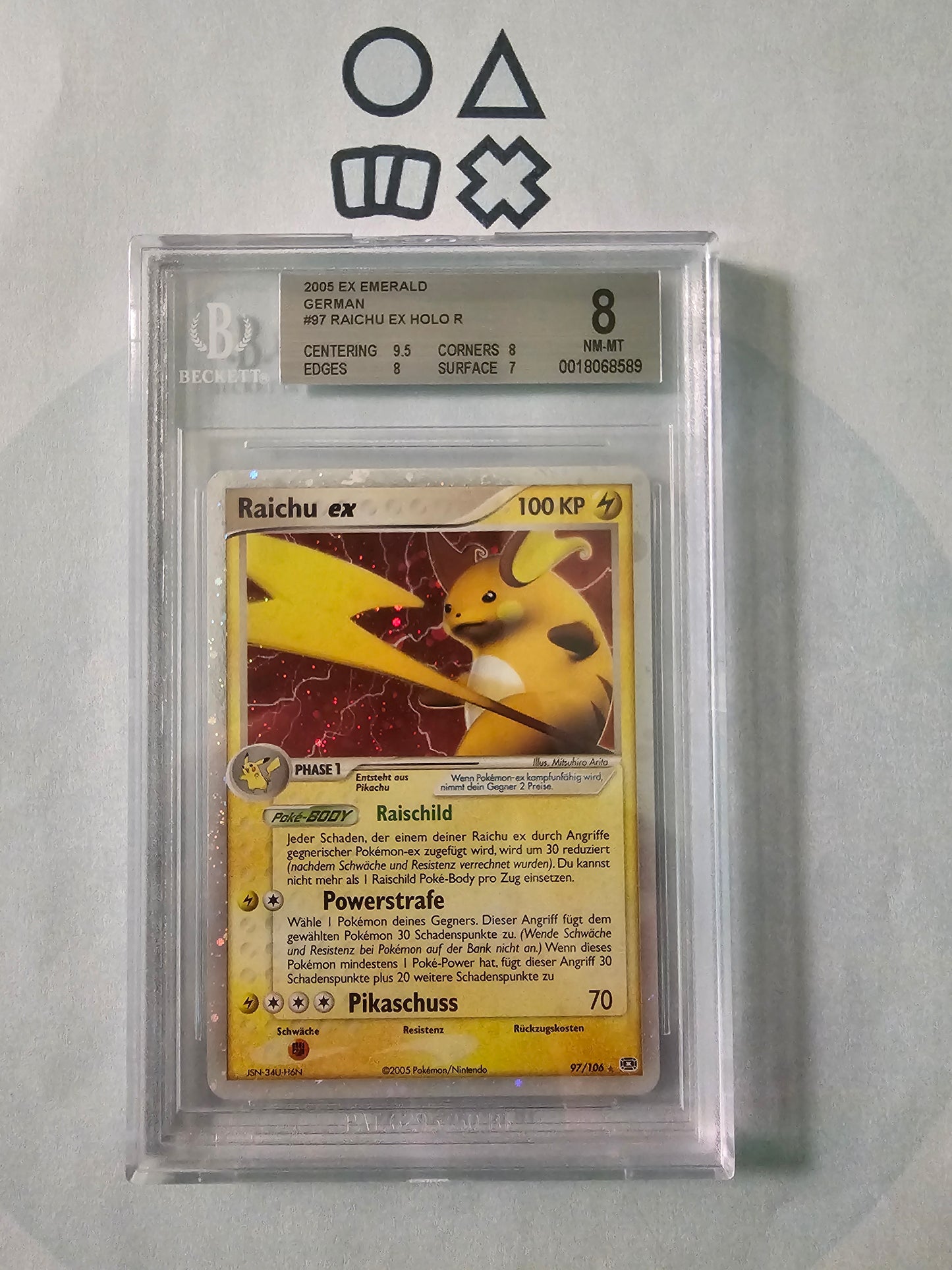 Raichu EX - BGS 8 (EM97 EX Emerald)