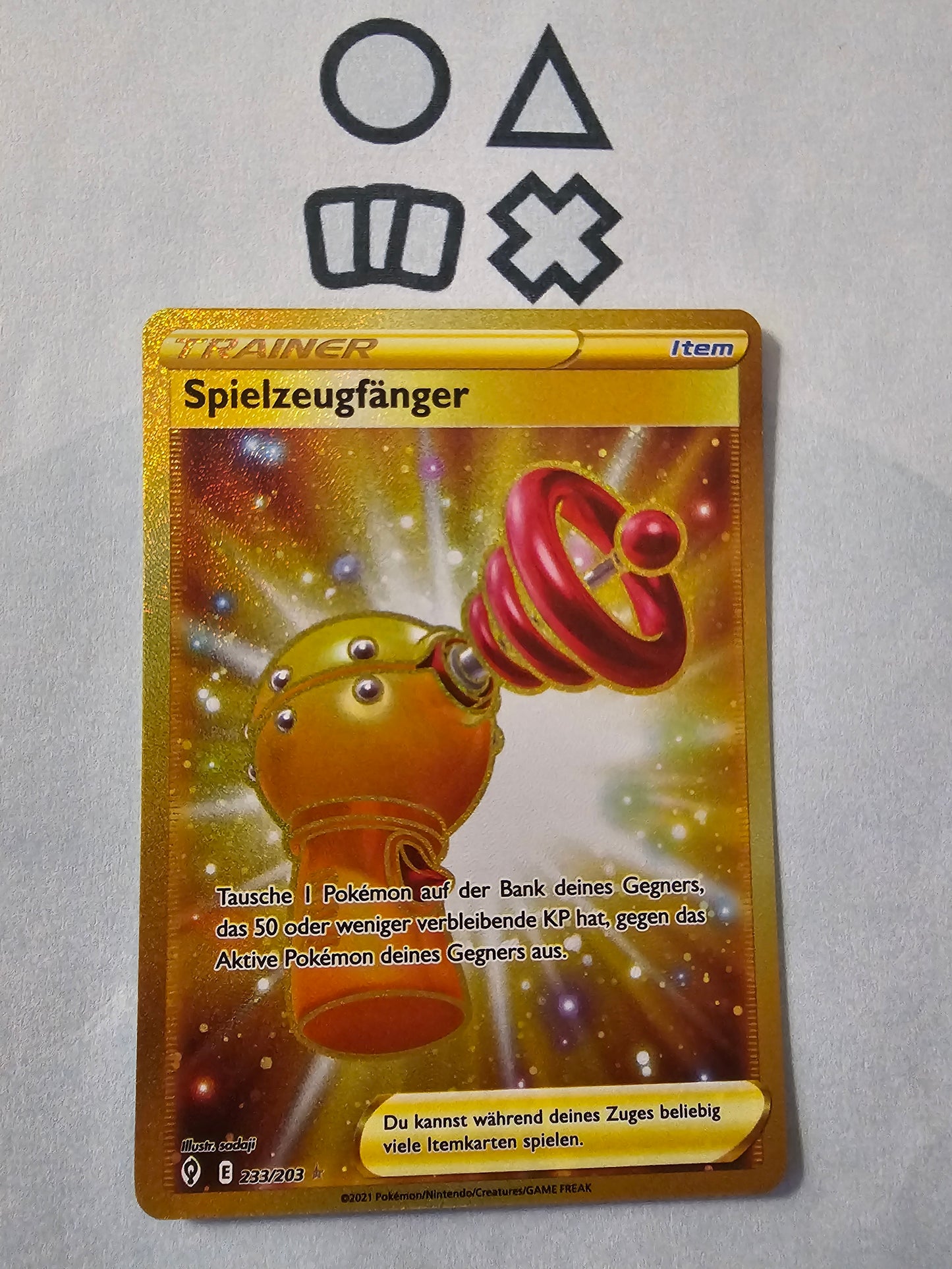 Spielzeugfänger - NM (EVS233 SWSH Evolving Skies)